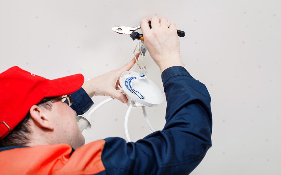 électricien urgent Mandres-les-Roses